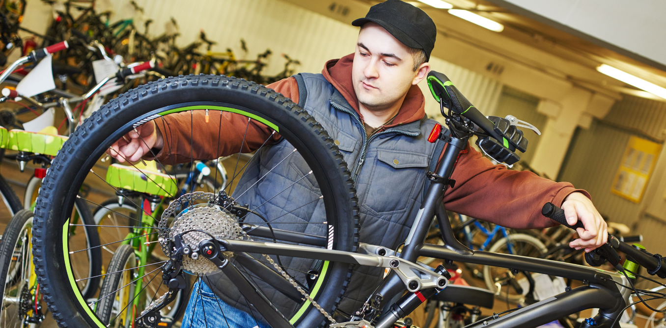 How to Adjust Bike Gears - Electric Scooters London